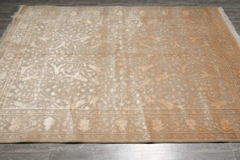 5.6 x 7.6 Fine Quality Woola And Silk Transitional Hand-Knotted Rug #PIX-16799