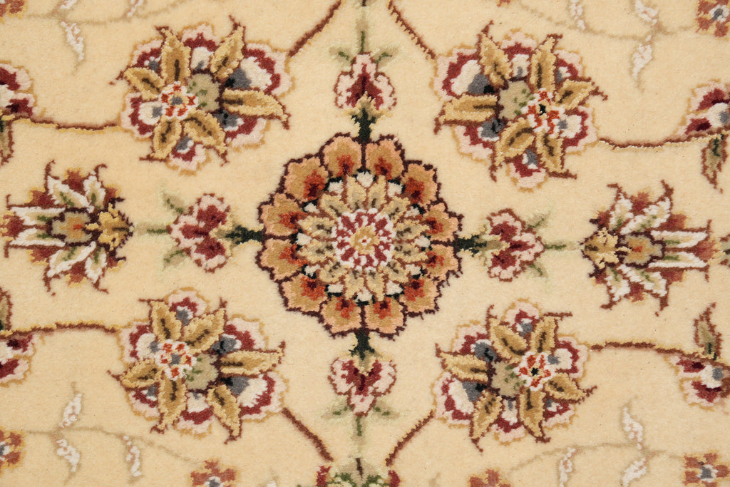 5 x 5 Round Wool and Silk High Quality Handmade Elegant Rug #F-4215