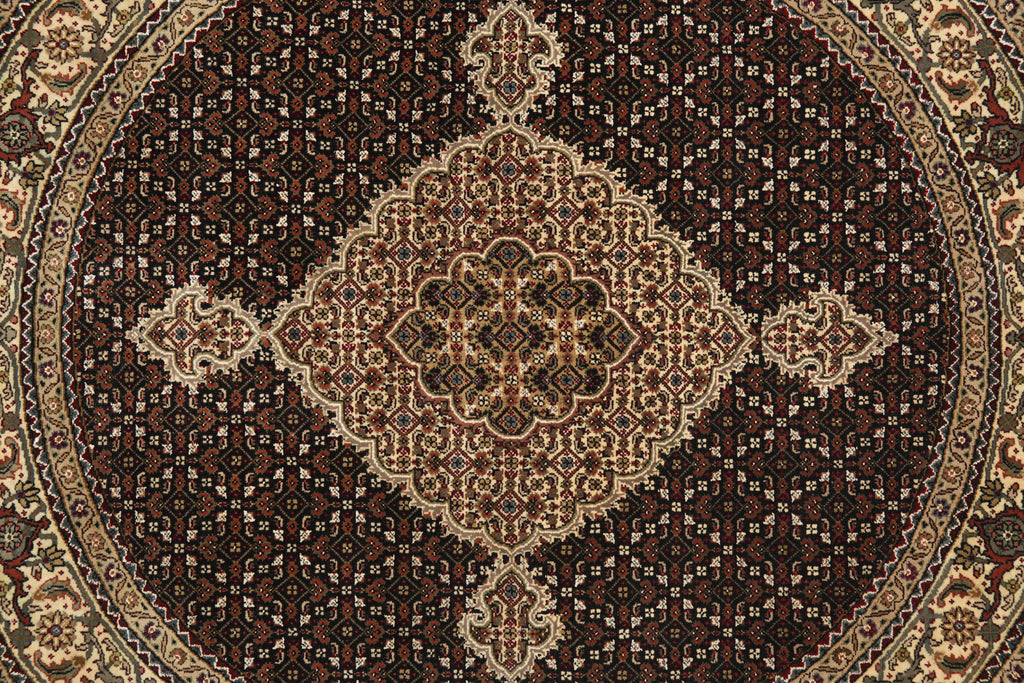 5 x 5.4 Round Quality Wool and Silk Handmade Mahi Tabriz Herati Rug Black #F-4216