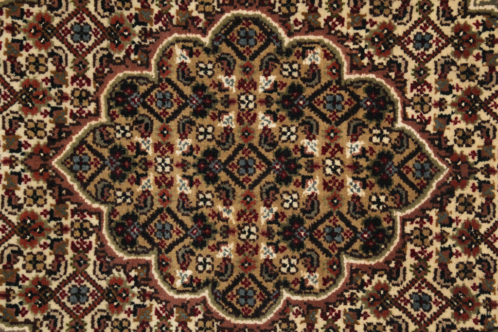 5 x 5.4 Round Quality Wool and Silk Handmade Mahi Tabriz Herati Rug Black #F-4216
