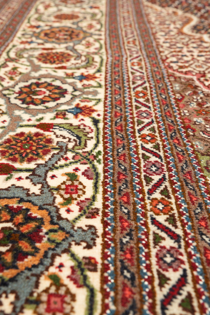 6.7 x 9.9 Genuine Persian Tabriz Mahi Rug Wool and Silk Handmade Iran #F-4219