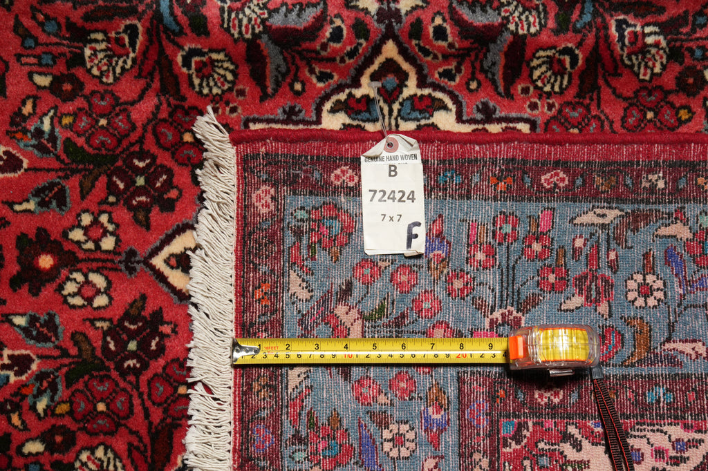 7 x 7 Dull Red Fine Persian Bakhtiari Rug #B-72424