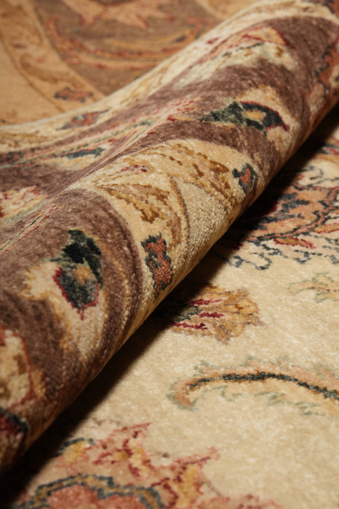 6.3 x 9.3 Hand-Knotted Agra Rug Beige Brown #B-73623