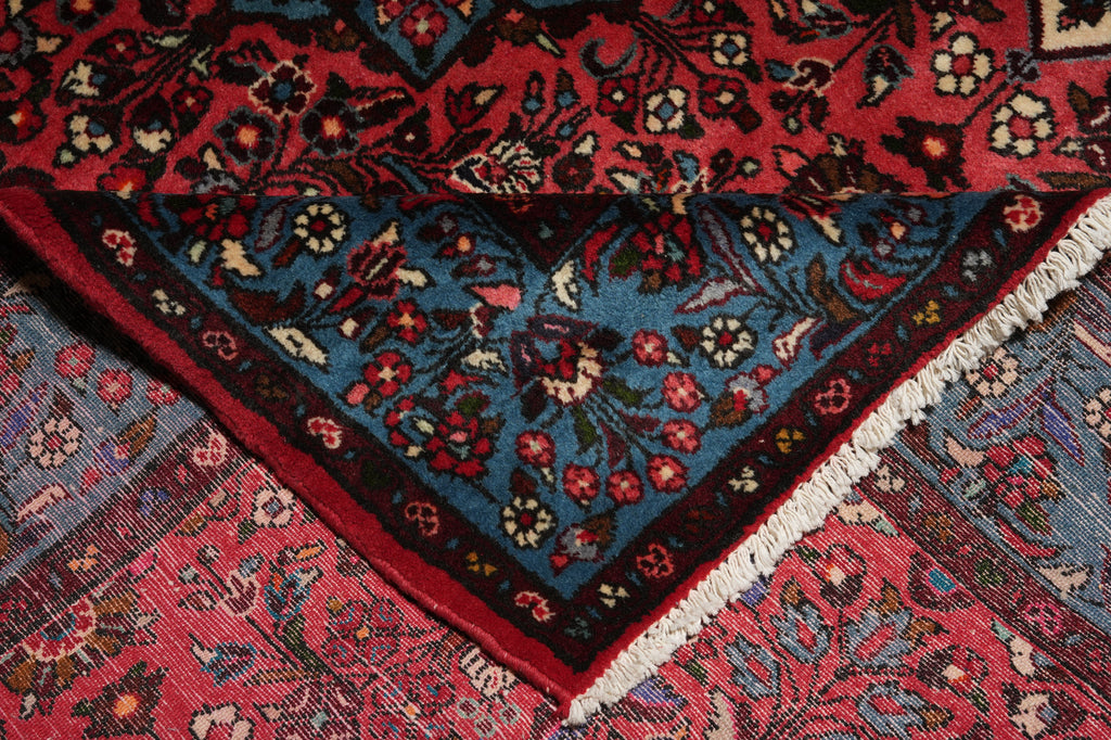 7 x 7 Dull Red Fine Persian Bakhtiari Rug #B-72424