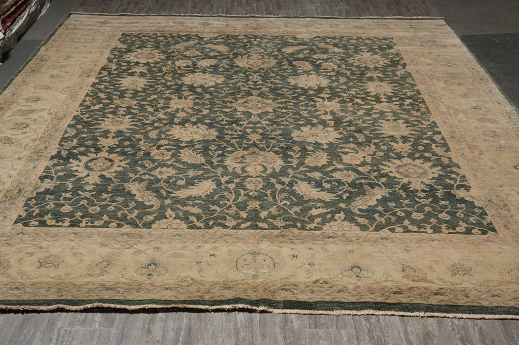 12 x 14.5 Green Quality Agra Rug Finer Weave Natural Wool #B-78927
