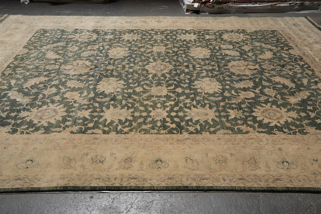 12 x 14.5 Green Quality Agra Rug Finer Weave Natural Wool