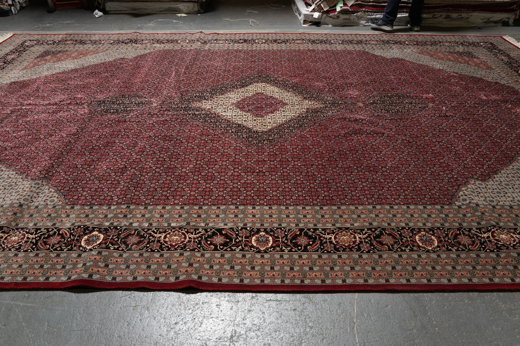 12 x 18.6 Fine Quality Wool and Silk Mahi Tabriz Rug