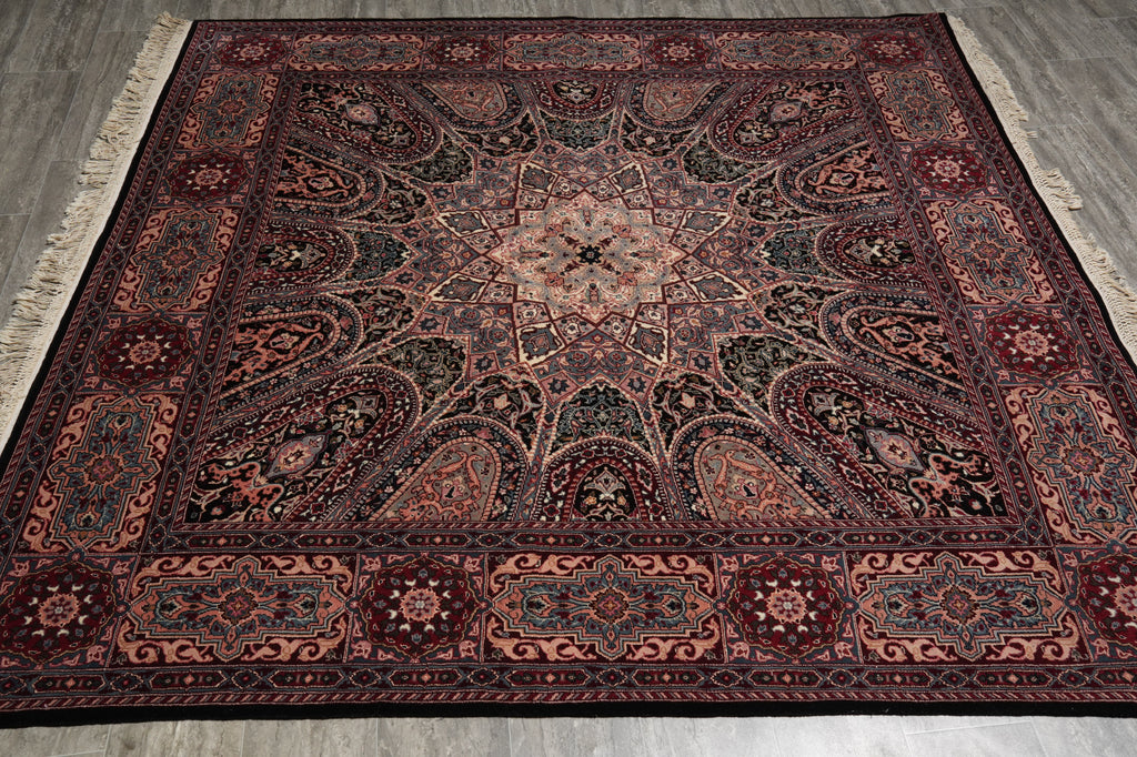 7 x 7 Black Minnici DOM Design SQUARE Rug 16013