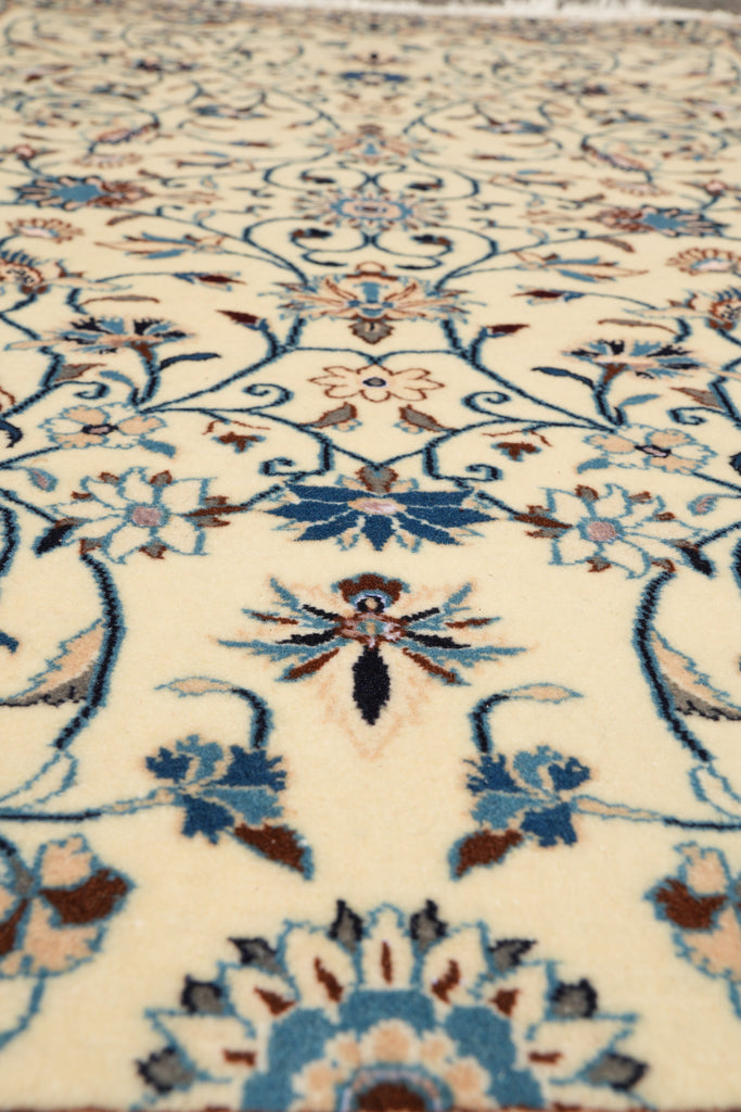 3.4 x 4.8 Fiine Quality Persian Nain Rug Quality 9 LA 400 KPSI #F-4231