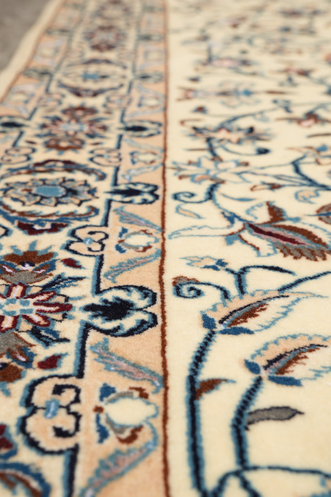 3.4 x 4.8 Fiine Quality Persian Nain Rug Quality 9 LA 400 KPSI #F-4231
