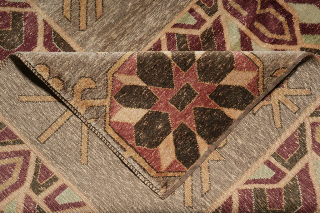 7.8 x 9.9 Burgundy Mamlook Rug #PIX-19746