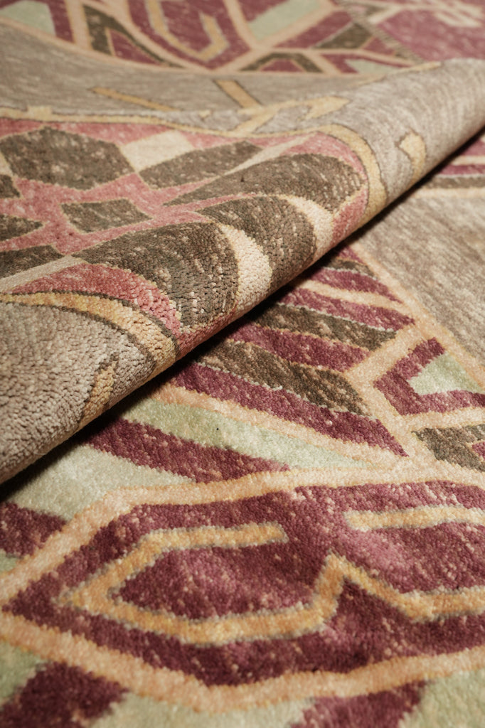 7.8 x 9.9 Burgundy Mamlook Rug #PIX-19746