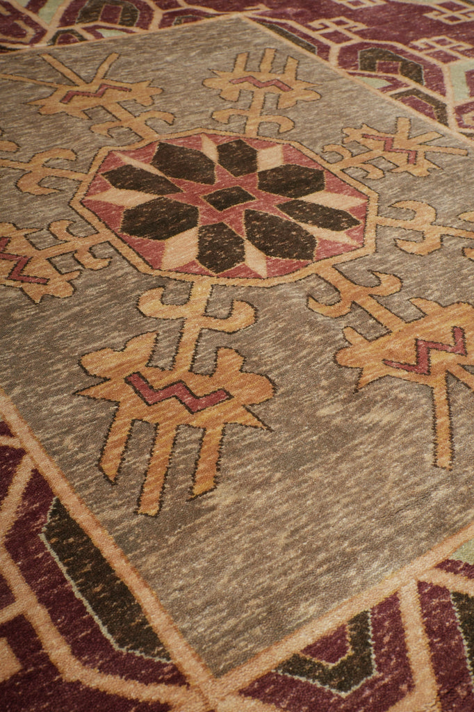 7.8 x 9.9 Burgundy Mamlook Rug #PIX-19746