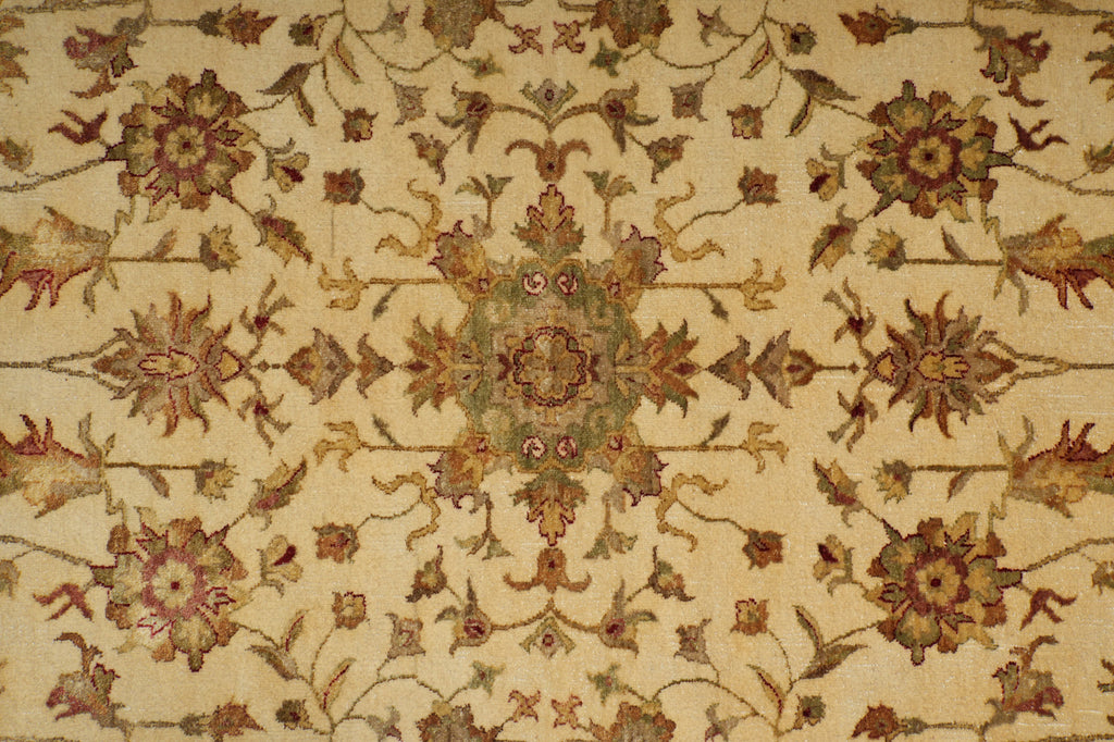 6 x 9 Beige, Green Hand-Knotted Agra Rug #PIX-15573