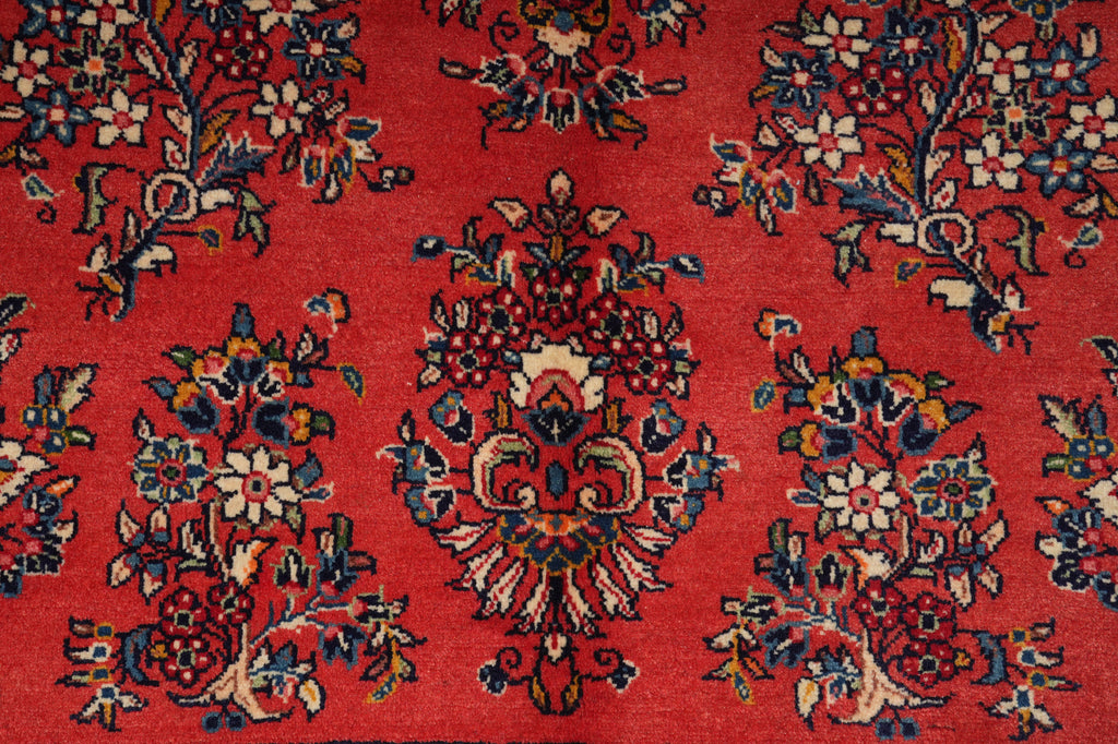 5.5 x 8.7 Quality Persian Sarouk Rug - Iran #B-73425