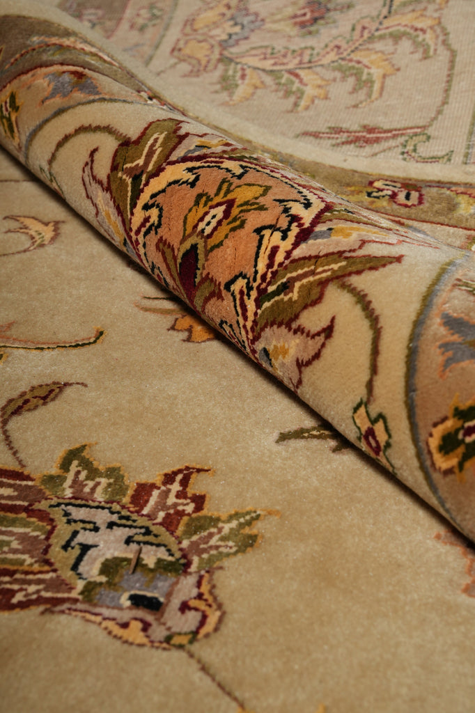 10 x 15.6 Fine Quality Large Wool & Silk Rug #PIX-17209
