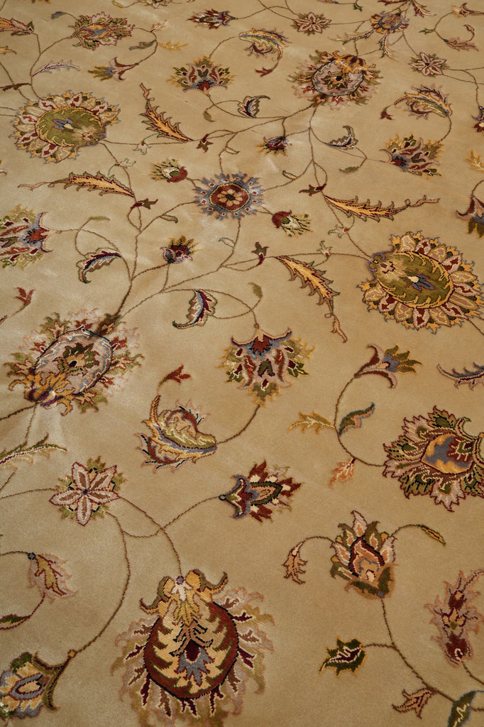 10 x 15.6 Fine Quality Large Wool & Silk Rug #PIX-17209