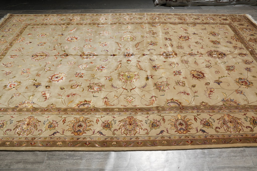 10 x 15.6 Fine Quality Large Wool & Silk Rug #PIX-17209