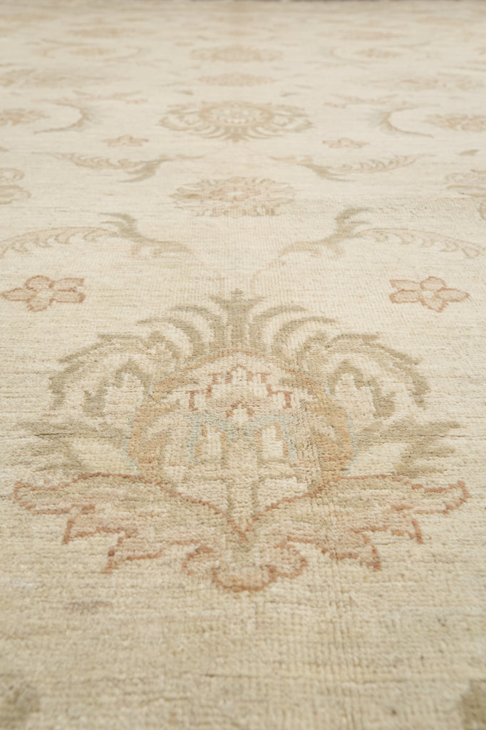 9.10 x 13.9 Light Beige Chobi Peshawar Rug Hand-knotted Pakistan #F-4279