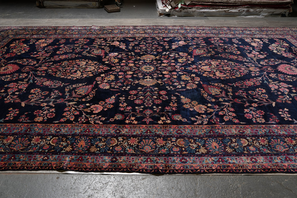 10.6 x 18 Antique Persian Sarouk Mohajeran Rug #PIX-26617