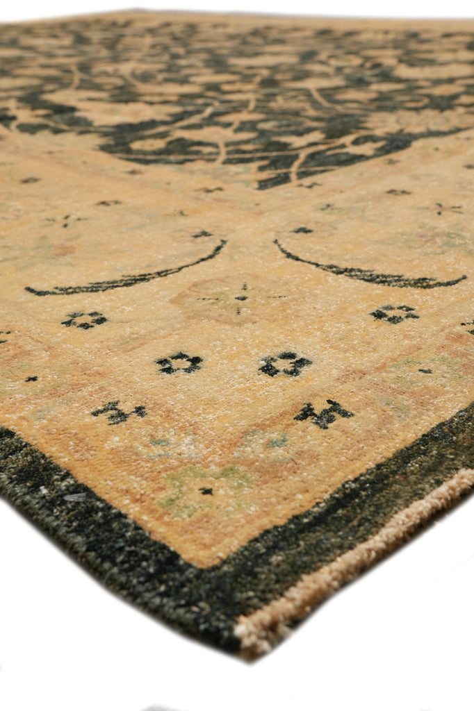 8.11 x 11.5 Fine Ghazni Wool Handmade Zigler Rug Black #F-4286