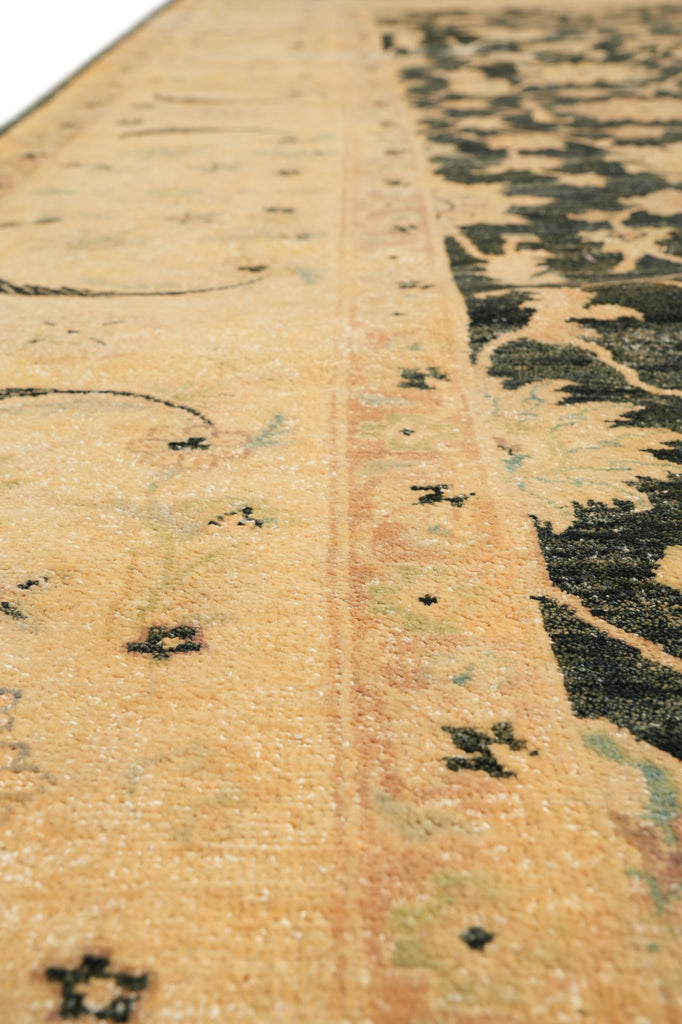 8.11 x 11.5 Fine Ghazni Wool Handmade Zigler Rug Black #F-4286