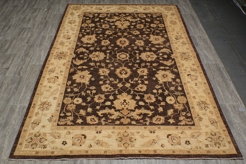 6 x 8.9 Brown Chobi Peshawar Rug 20241