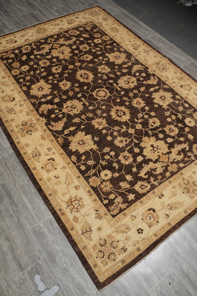 6 x 8.9 Brown Chobi Peshawar Rug 20241
