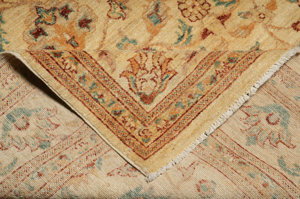 7 x 9.4 Beige Chobi Peshawar Rug 20544