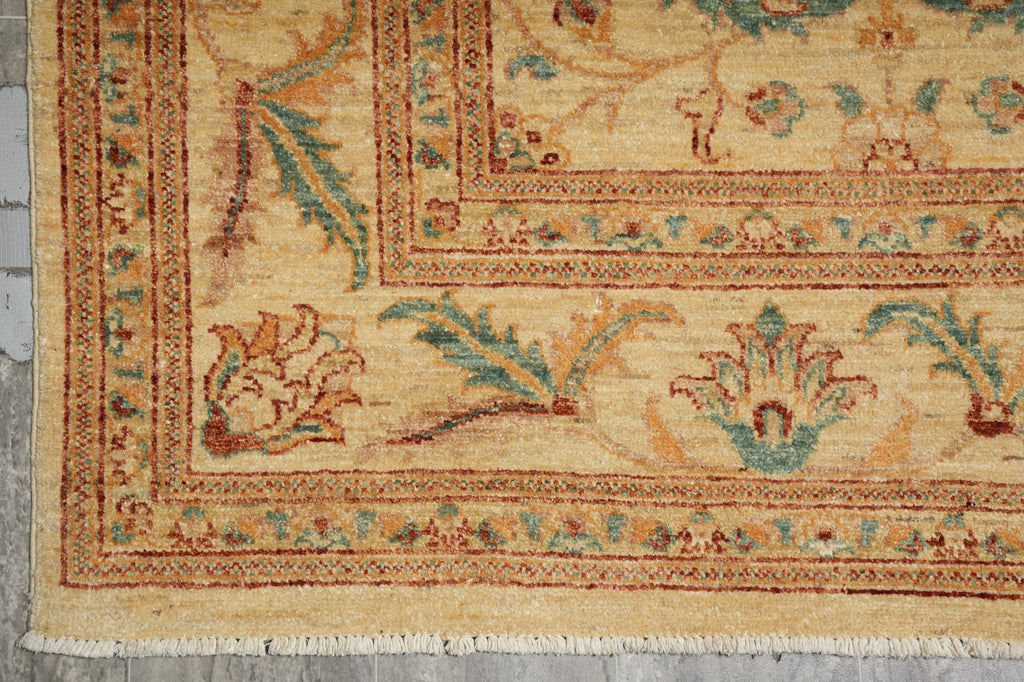 7 x 9.4 Beige Chobi Peshawar Rug 20544