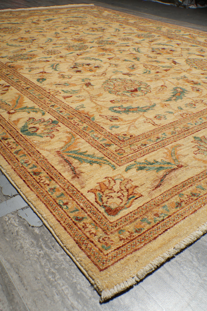7 x 9.4 Beige Chobi Peshawar Rug 20544