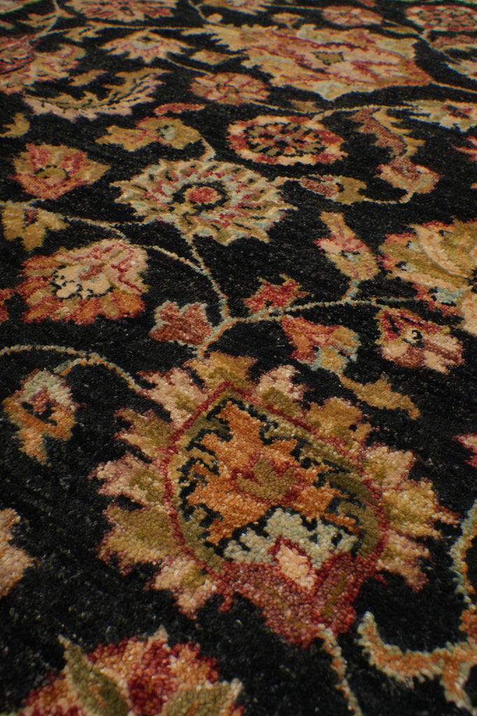 8 x 10 Charcoal Black Natural Wool Hand-Knotted Agra Rug - view 10