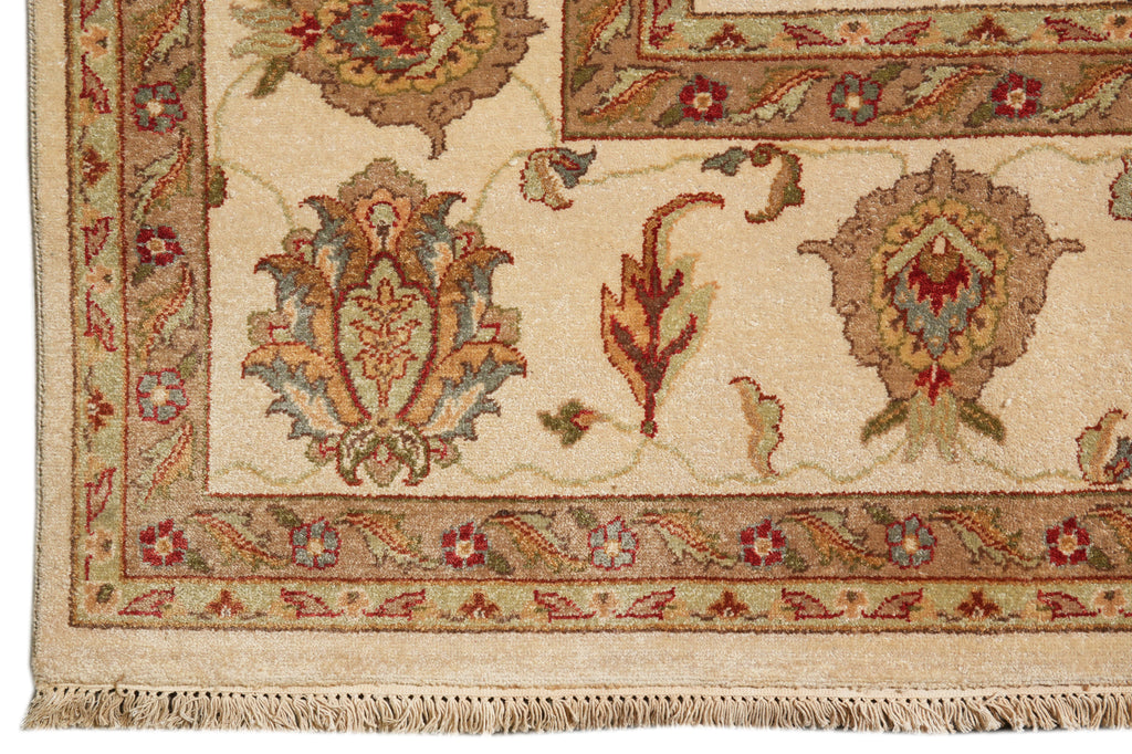 9.10 x 13.10 Ivory Beige Hand-Knotted Pakistan Rug #F-4301