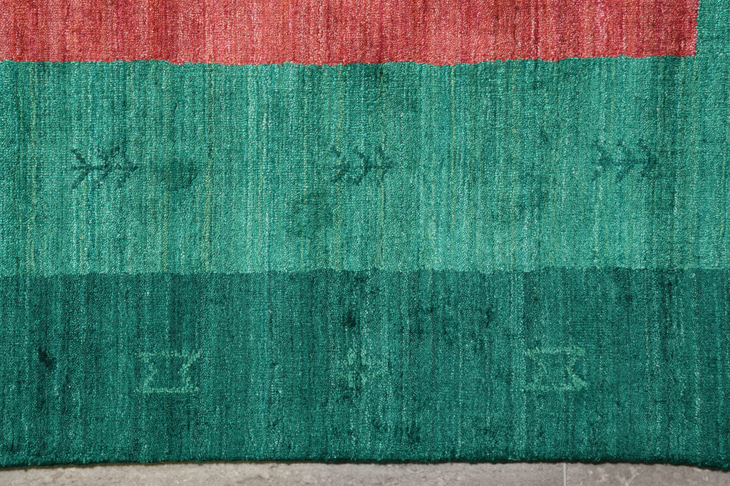 8 x 10 Handmade Wool Contemporary Rug – Solid Red with Green Accents (F-4519)