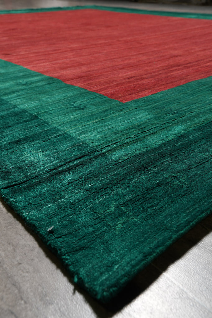 8 x 10 Handmade Wool Contemporary Rug – Solid Red with Green Accents (F-4519)