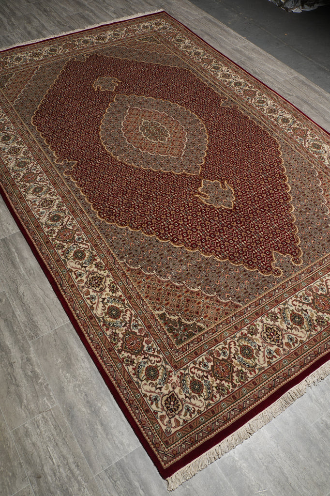 6.9 x 10 Ruby Red Wool & Silk Tabriz Mahi Rug - view 5