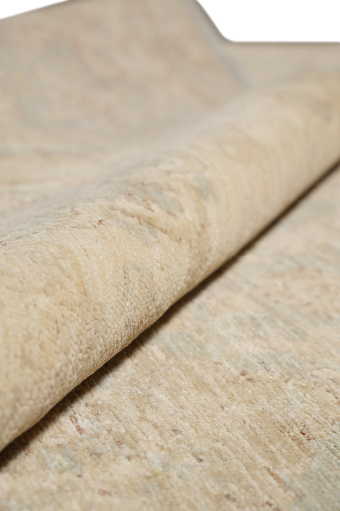 8.1 x 9.7 Neutrals New Hanmdade Pakistan Zigler Chobi Peshawar Rug #F-4321