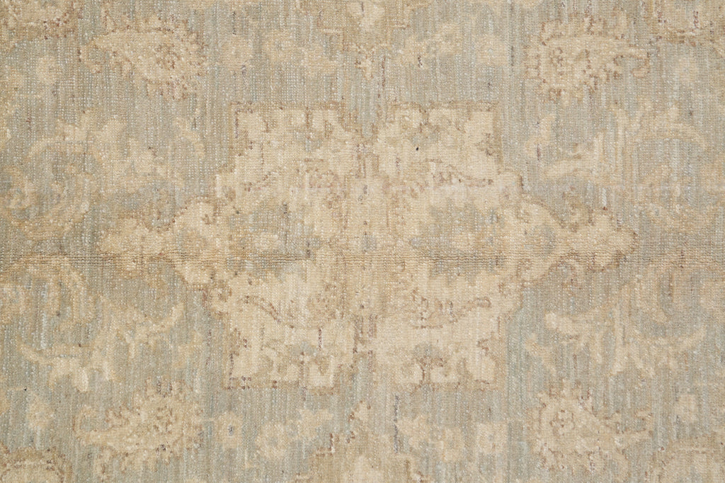 8.1 x 9.7 Neutrals New Hanmdade Pakistan Zigler Chobi Peshawar Rug #F-4321