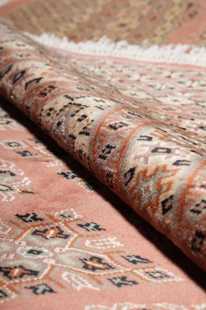 5 x 8 Jaldar Bokhara Rug - Pakistan #B-78236