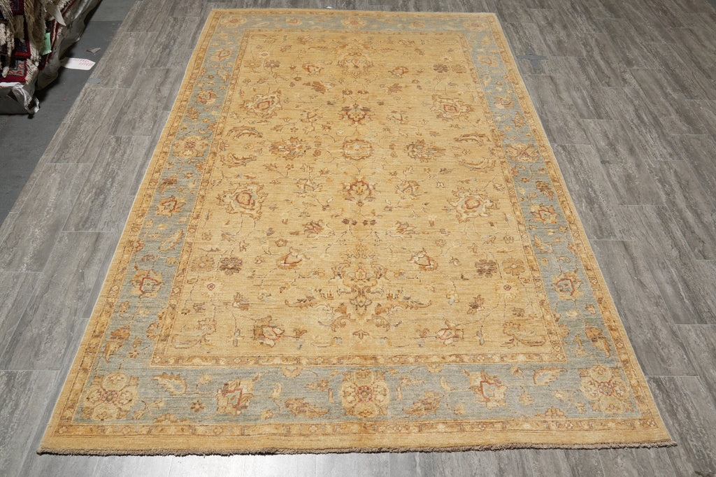 5.9 x 9 Brown Beige Chobi Peshawar Rug Taupe Blue Border 20229
