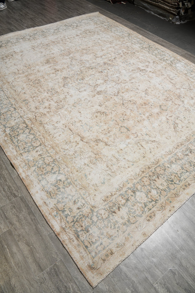 9.8 x 12 Vintage Light Colors Amazing Handmade Rug #PK94