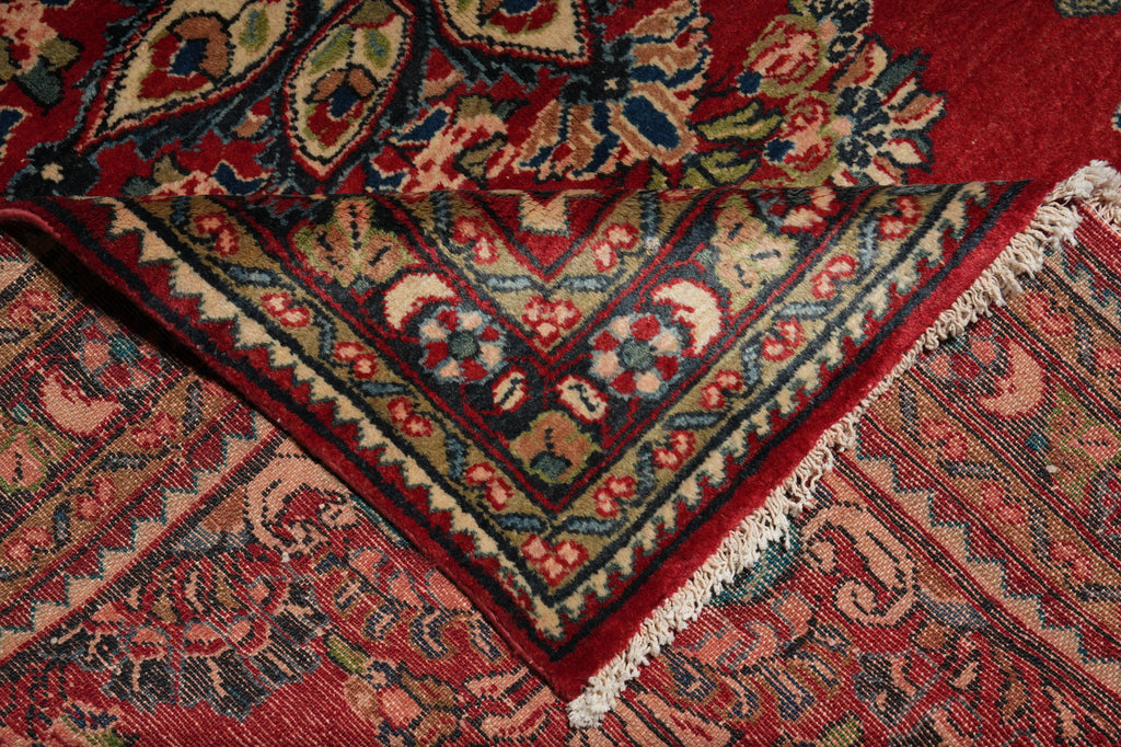 5.3 x 6.9 Red Semi Antique Persian Sarouk Rug #B-73943