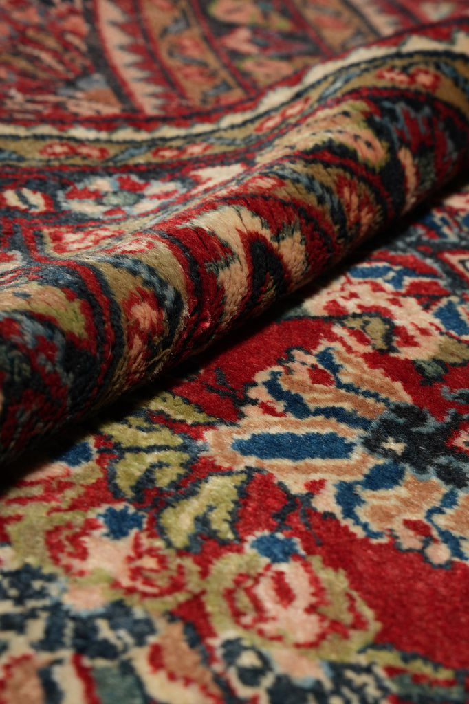 5.3 x 6.9 Red Semi Antique Persian Sarouk Rug #B-73943