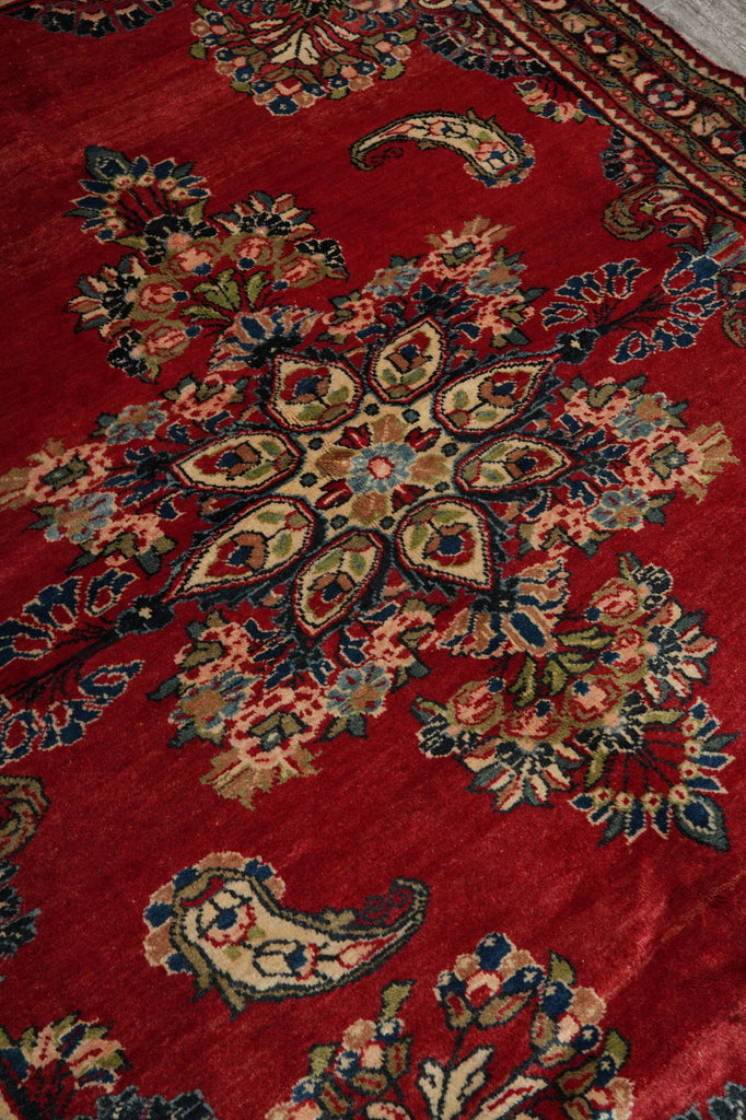 5.3 x 6.9 Red Semi Antique Persian Sarouk Rug #B-73943