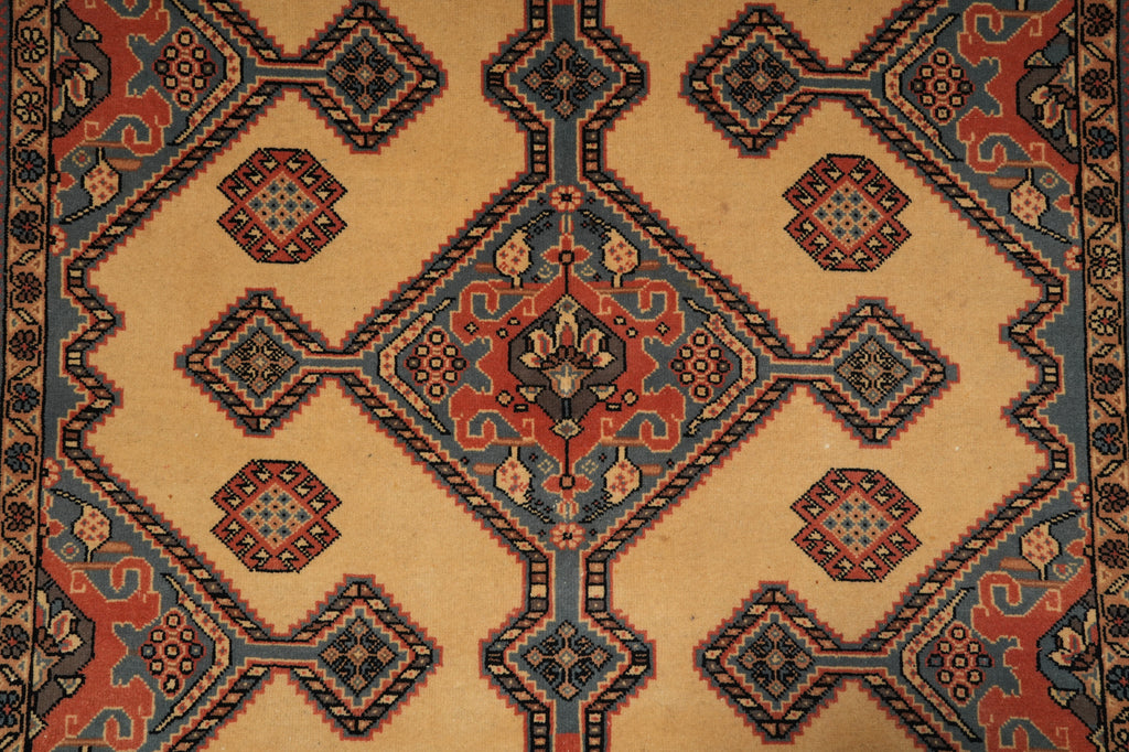 5.6 x 9 Persian Ardebil Azarbayjan Rug - IRAN #PIX-26269