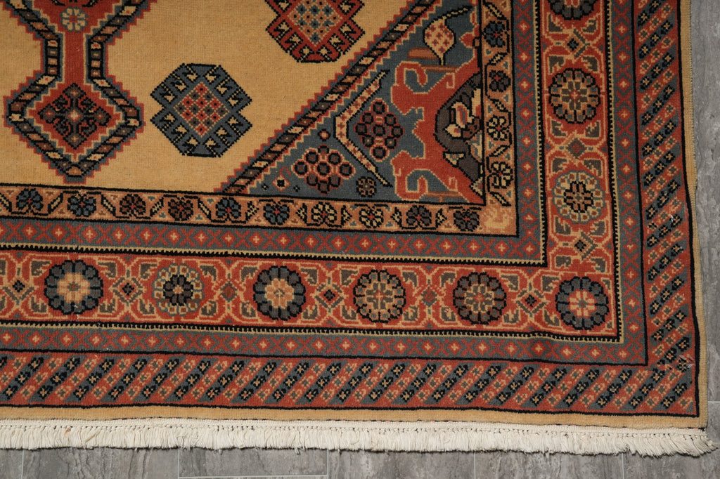 5.6 x 9 Persian Ardebil Azarbayjan Rug - IRAN #PIX-26269