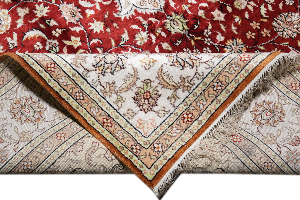 5.9 x 8.9 Silk Handmade Rug #F-4347