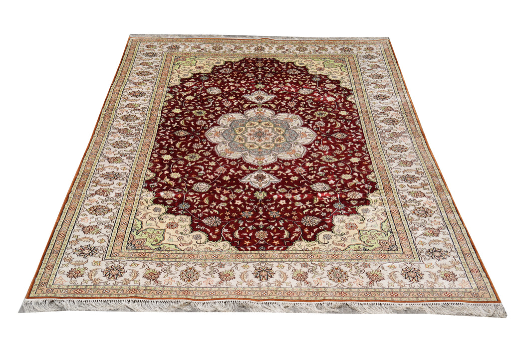 5.9 x 8.9 Silk Handmade Rug #F-4347
