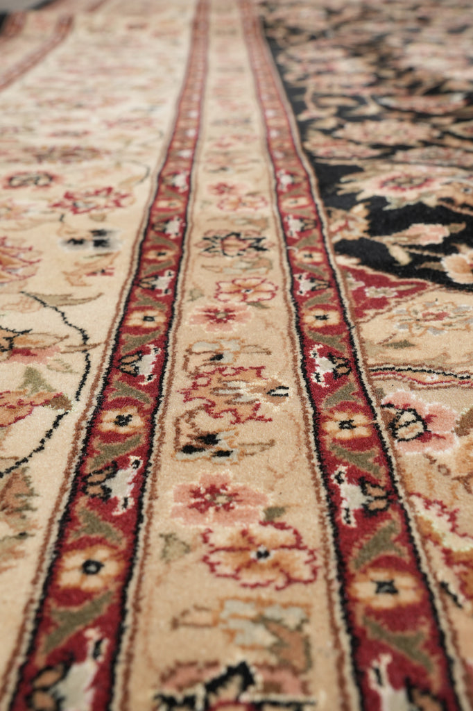 8.6 x 11.6 Elegant Fine Quality Wool and Silk Handmade Rug Black #F-4348