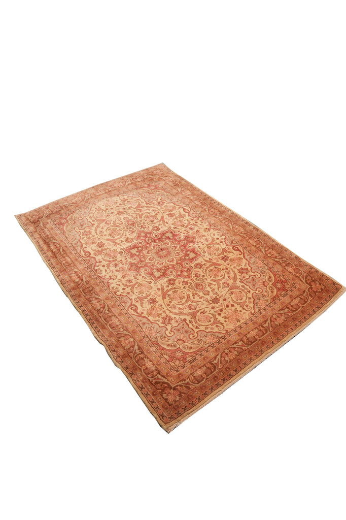 3.8 x 5.3 Antique Persian Ghazvin Rug #PIX-26318